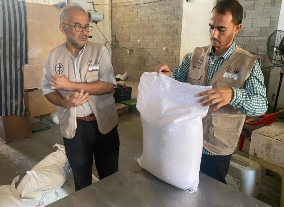 In Pictures: Getting Food to Families Facing Starvation Conditions in Gaza